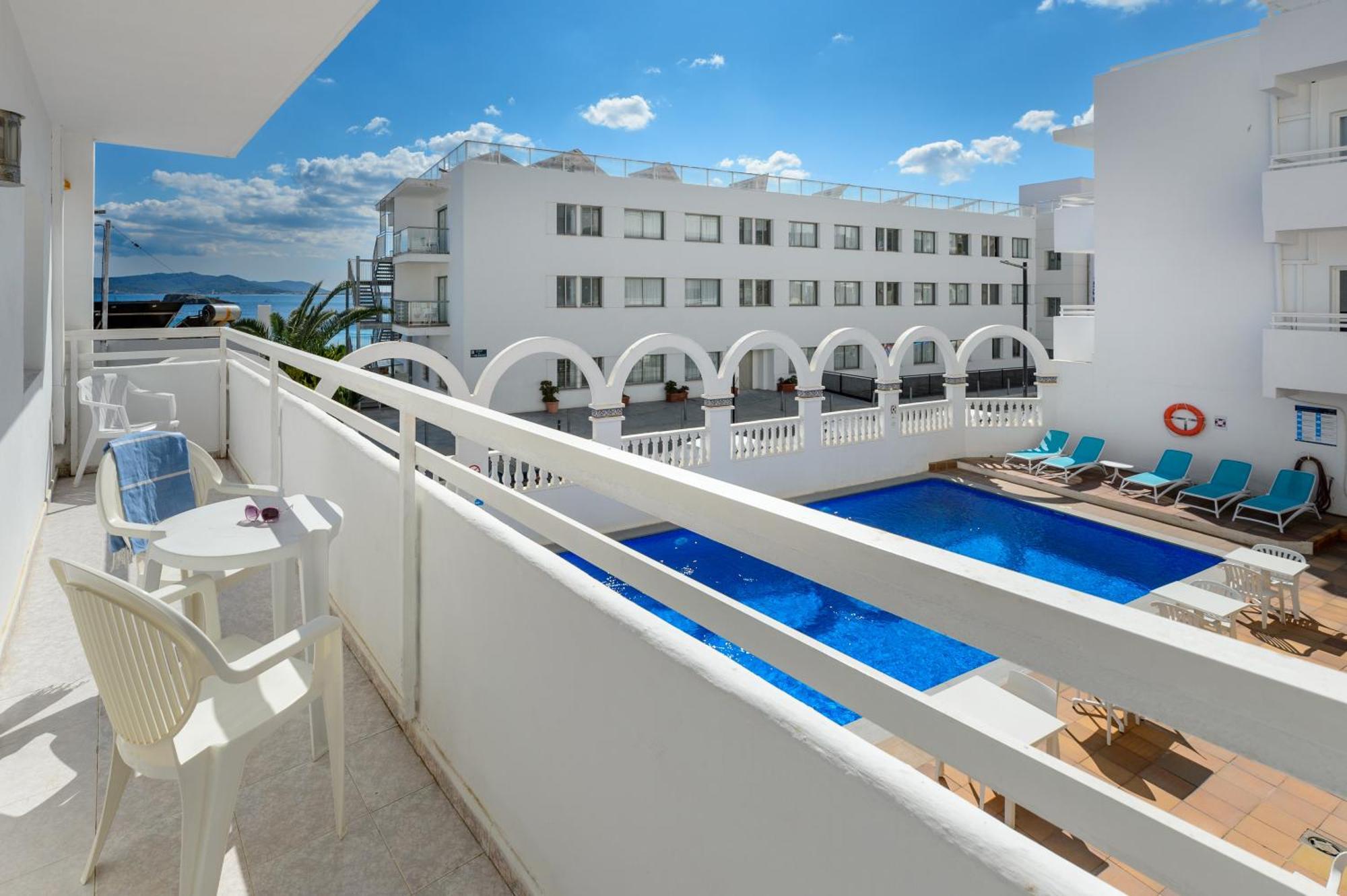 איביזה העיר Hotel Apartamentos Vibra Lux Mar מראה חיצוני תמונה