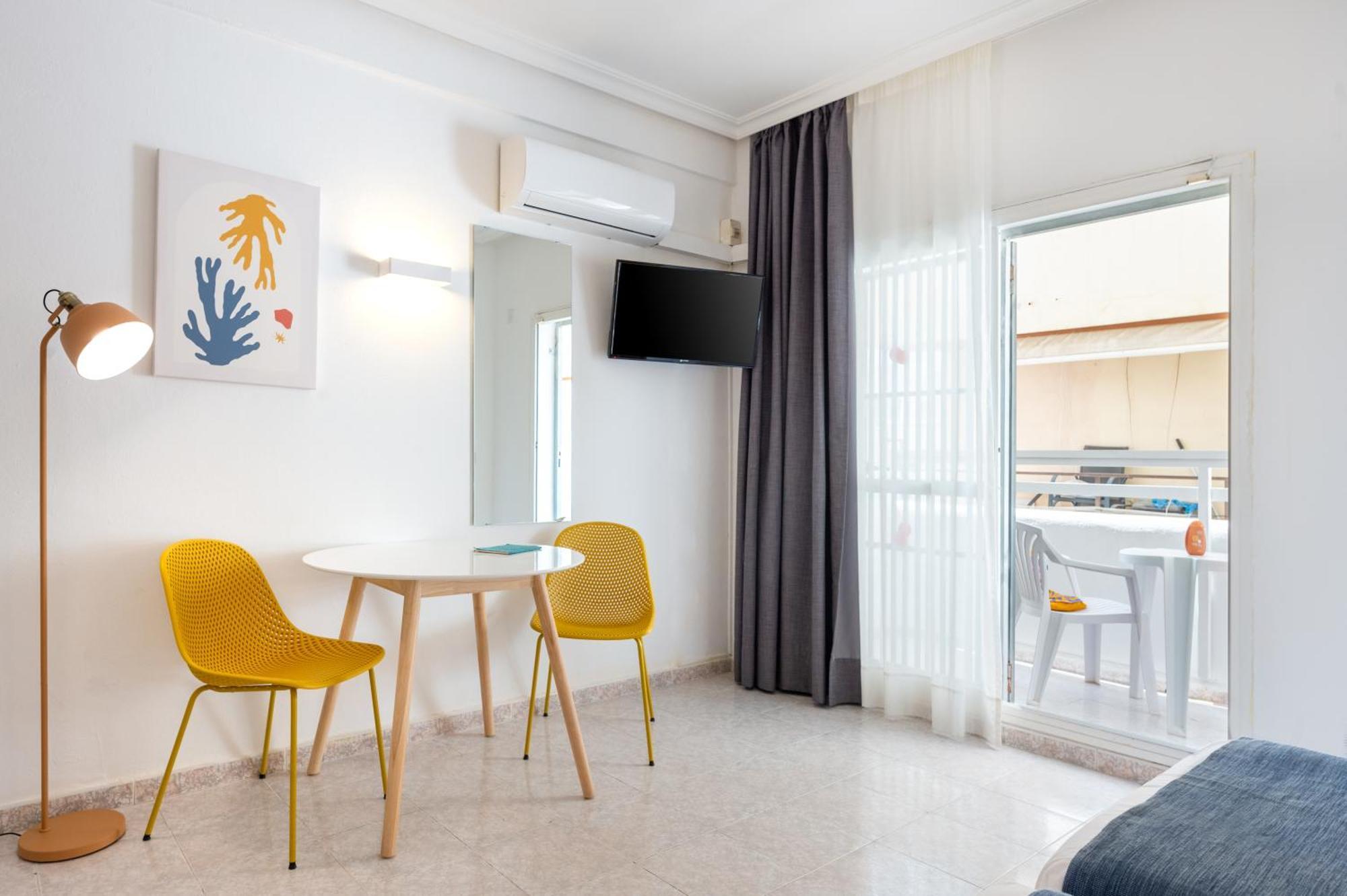 איביזה העיר Hotel Apartamentos Vibra Lux Mar מראה חיצוני תמונה