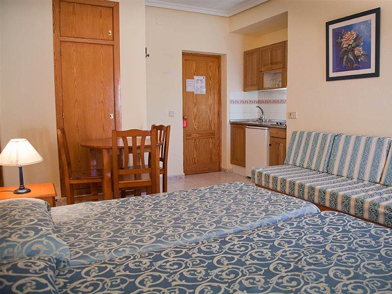 איביזה העיר Hotel Apartamentos Vibra Lux Mar מראה חיצוני תמונה