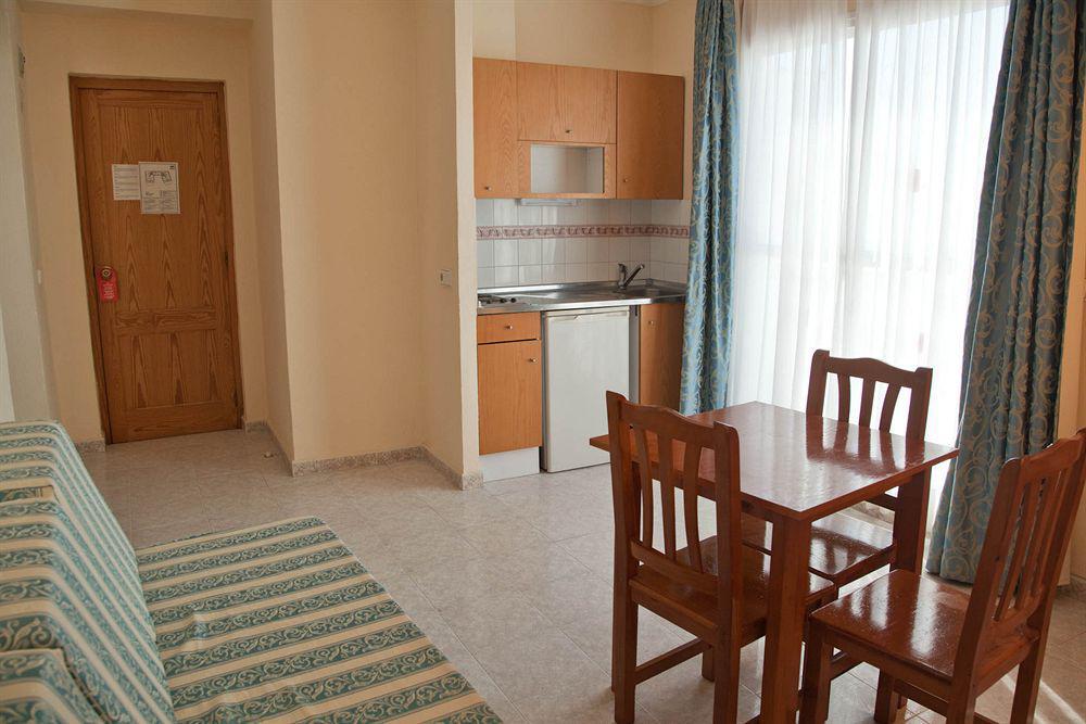 איביזה העיר Hotel Apartamentos Vibra Lux Mar מראה חיצוני תמונה